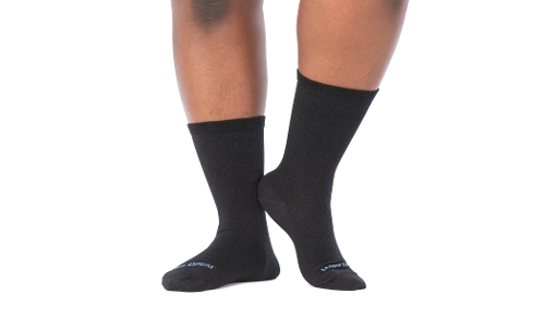 BLACK SOLID BASIC LIGHTWEIGHT CREW - Perspective 3